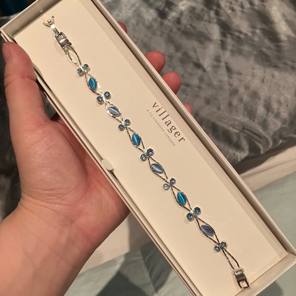 Villager Elegant Silver and Blue Bracelet